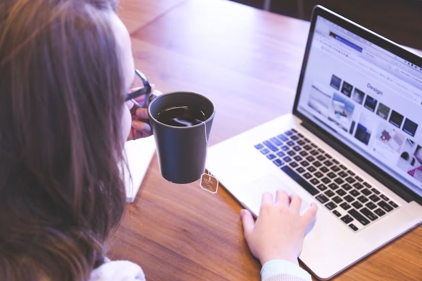 Why Should You Transcribe Qualitative Research Interviews?
