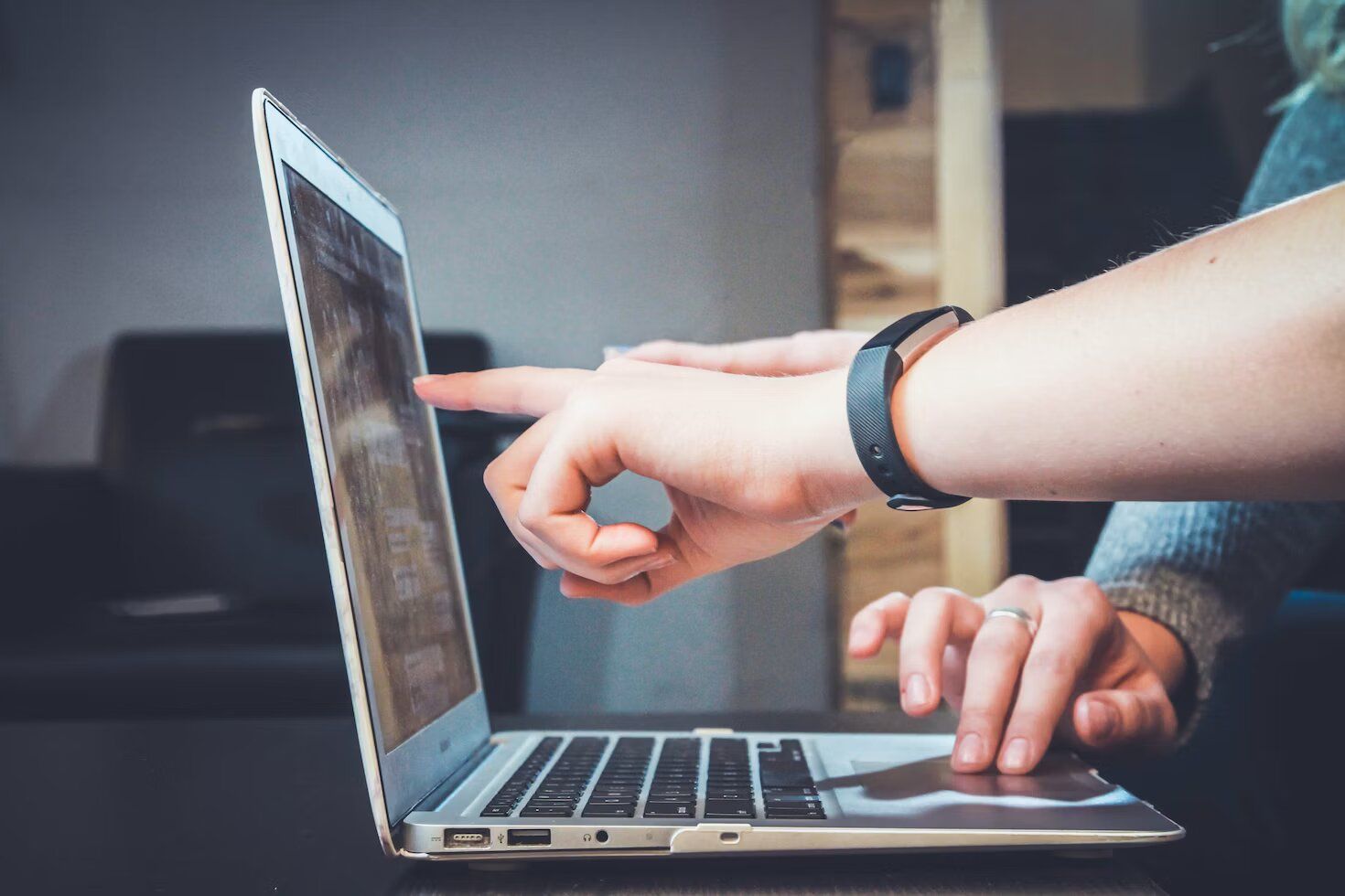 Subtitling Translation: How to Use It to Grow Your Business