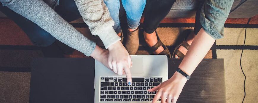 Transformez les transcriptions en quiz et tests amusants et captivants