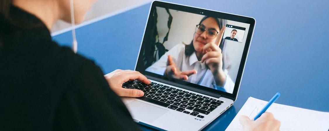 With Which Application Can You Transcribe a Live Zoom Webinar?