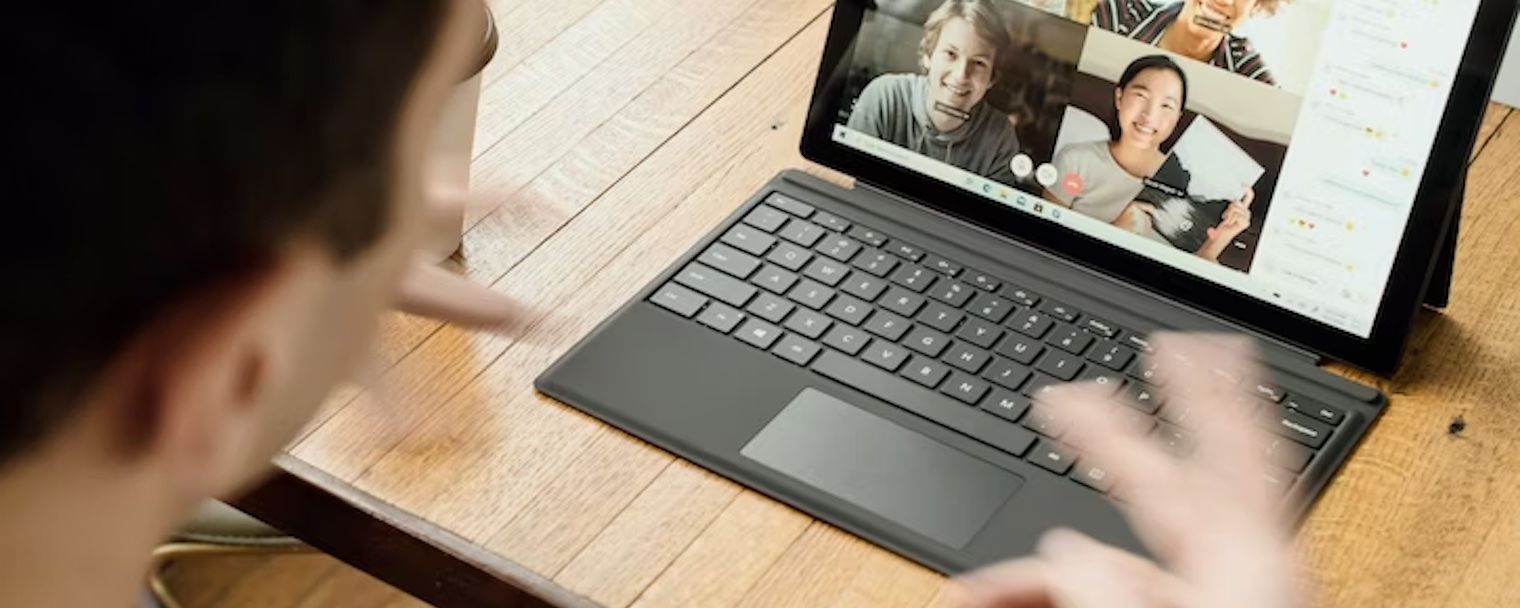 Cómo convertir el discurso en texto con Zoom