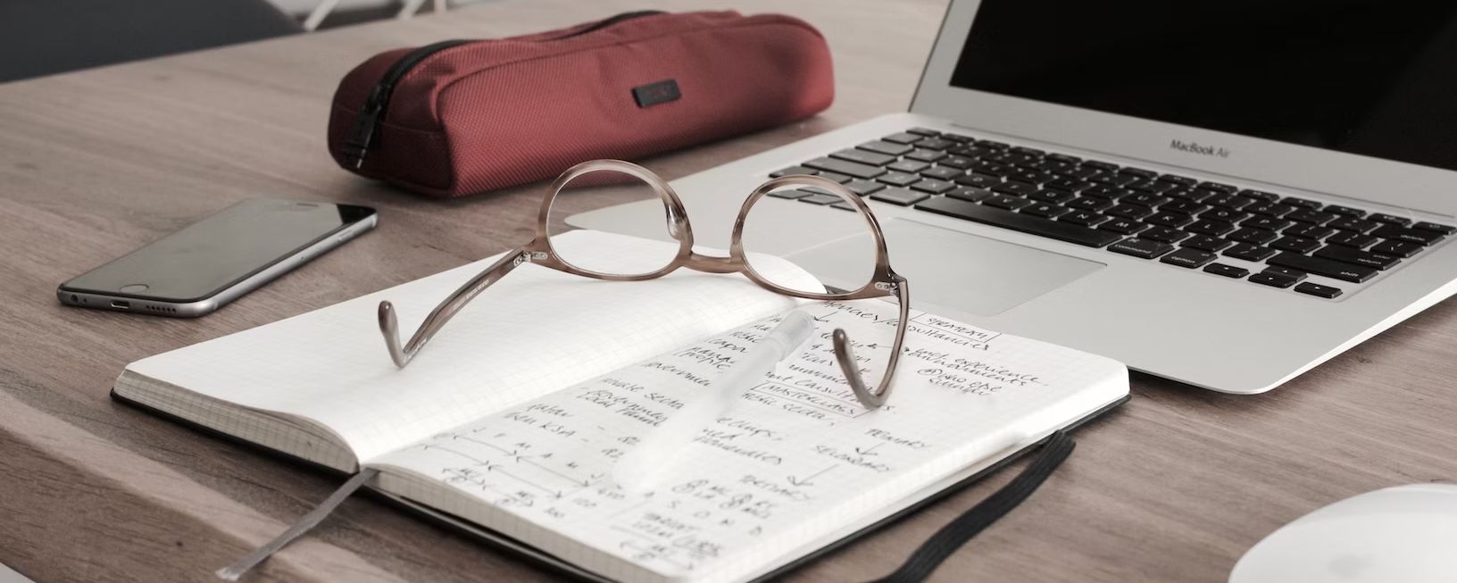 Is Automatic Transcription a Good Practice For Qualitative Research Methodology?