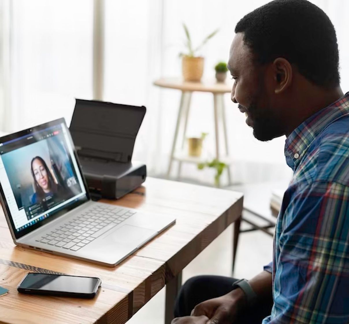 How to translate a meeting or Zoom webinar with a third-party service?