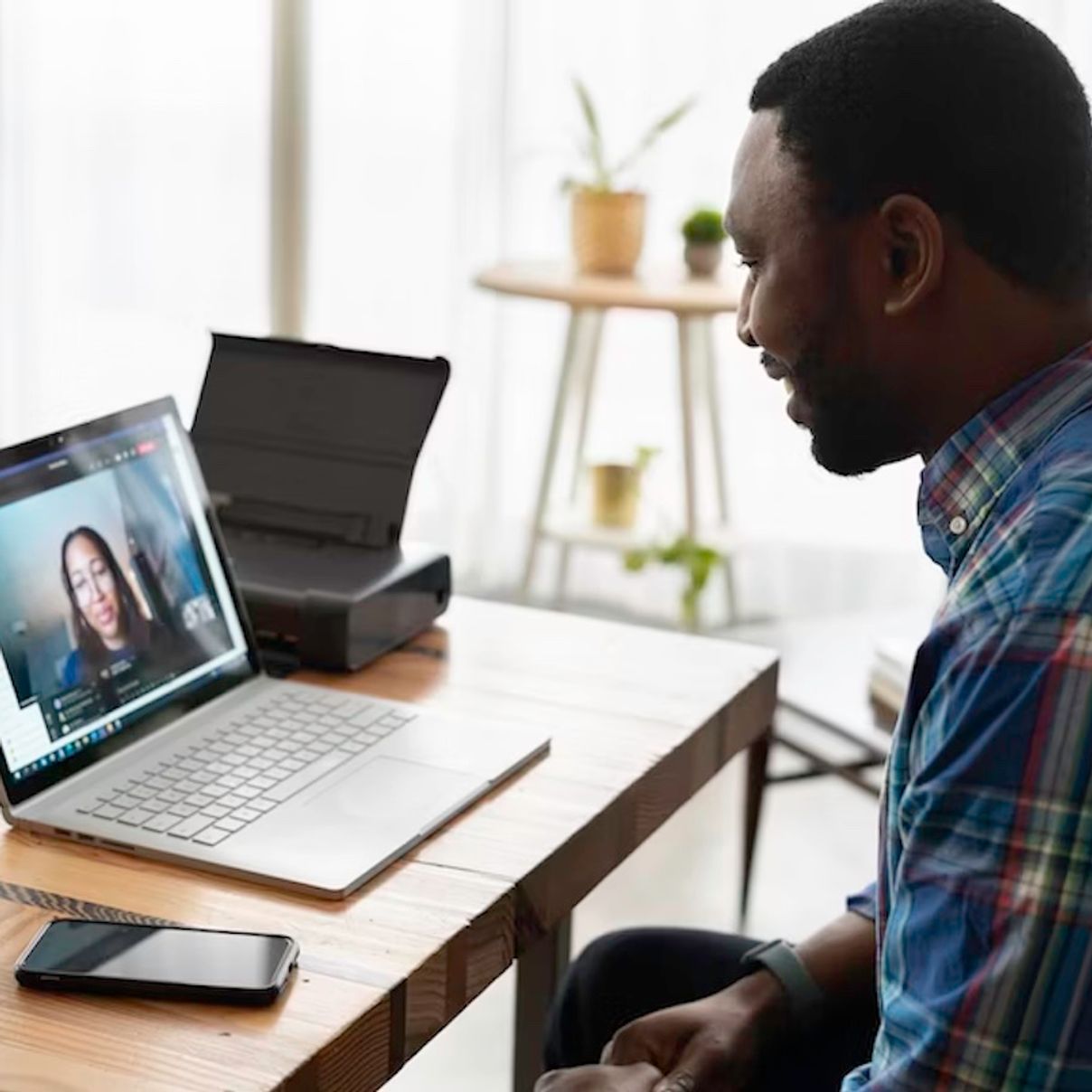 How to translate a meeting or Zoom webinar with a third-party service?