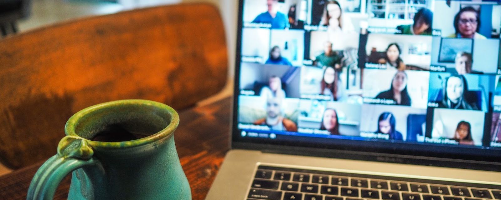 How to Effectively Use Subtitles for Employee Training Videos