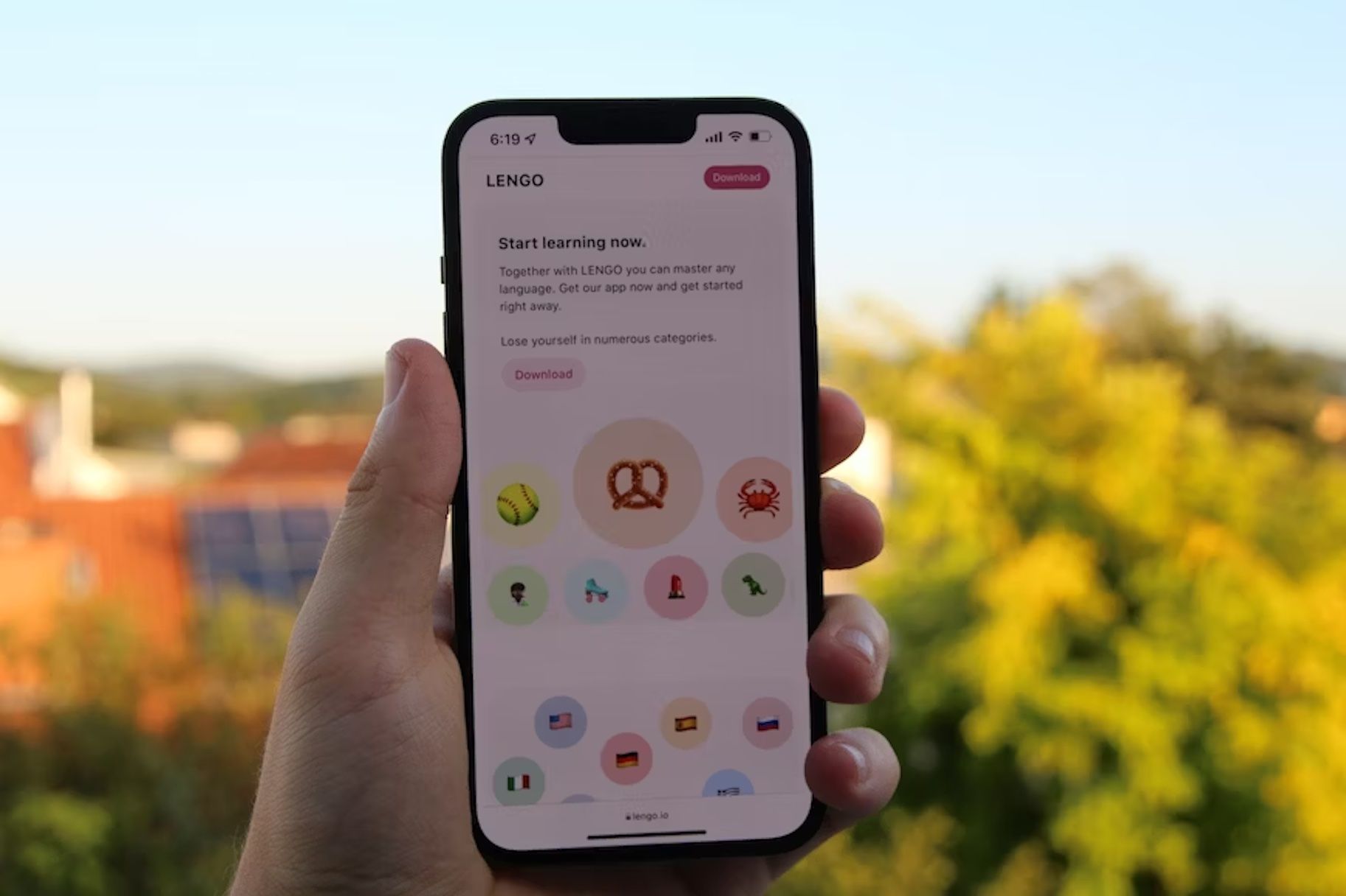 Is there a live translation app for meetings?
