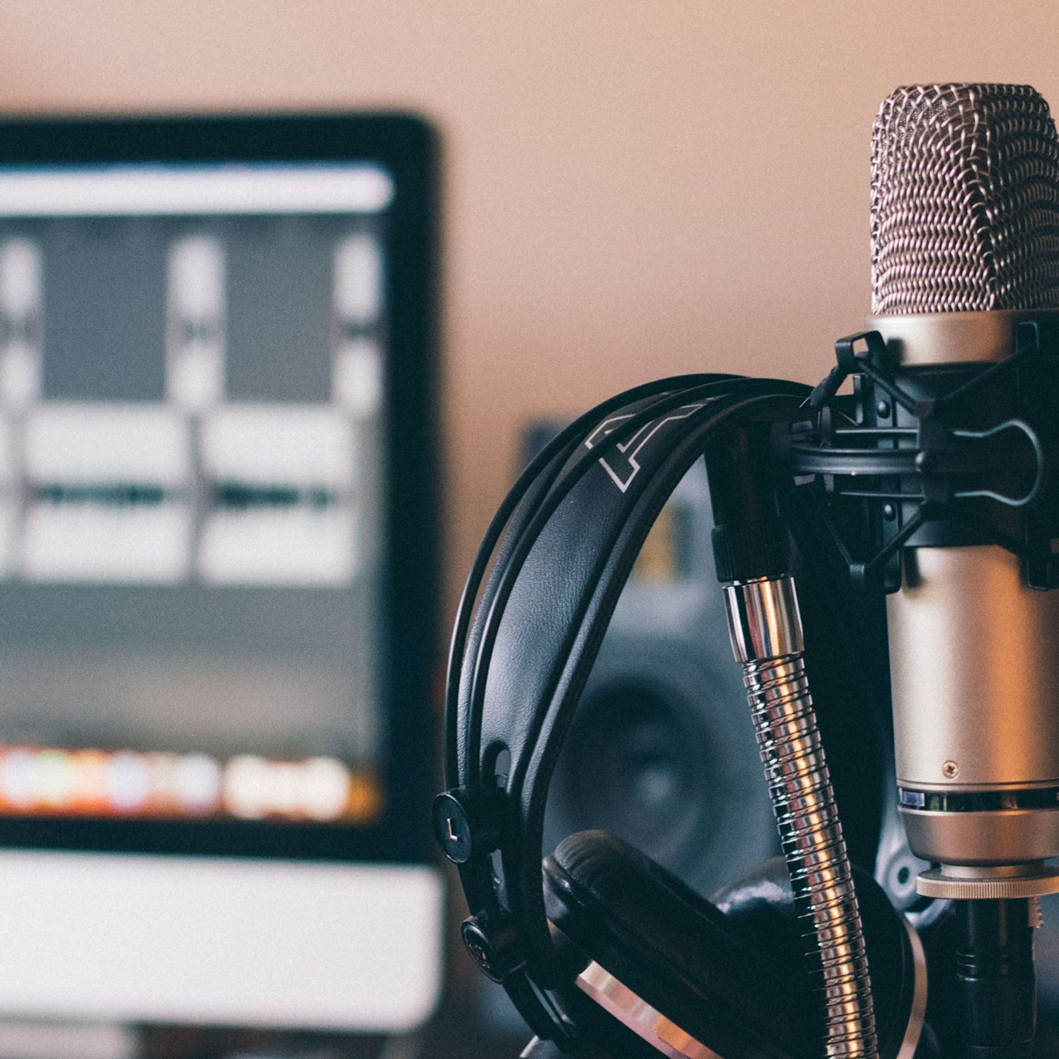 The quality of your content’s audio can significantly impact the way your audience engages and experiences your content