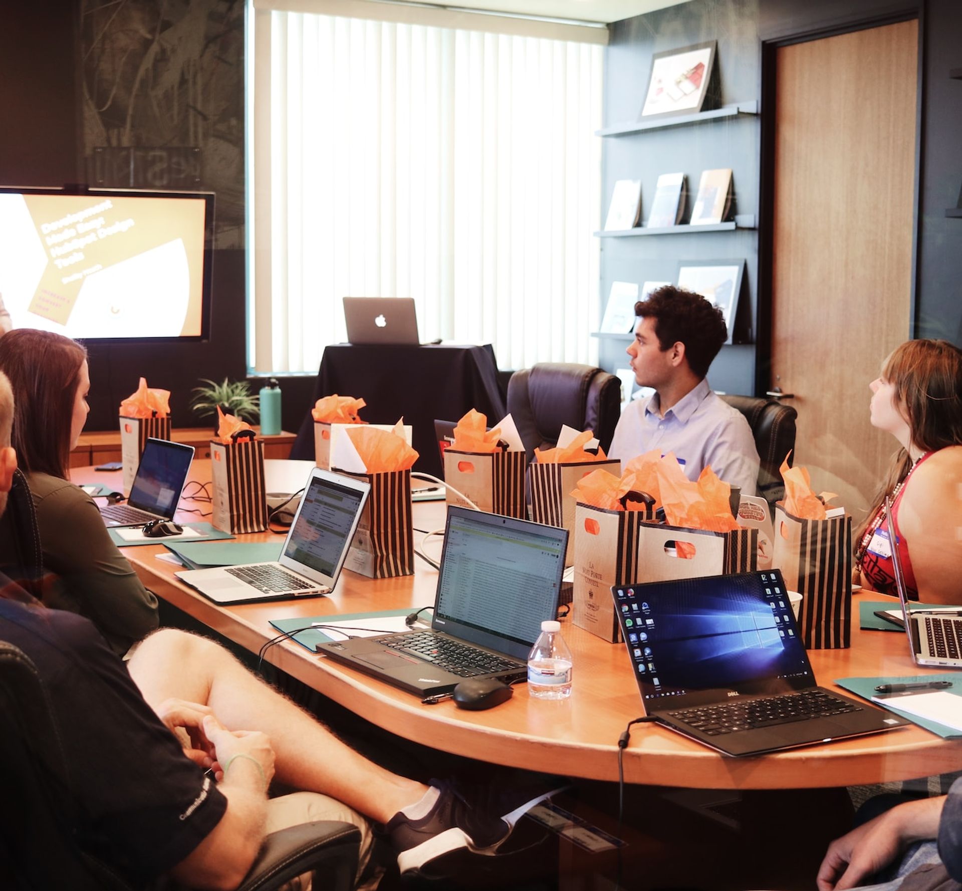 Privacy Concerns in Zoom Meetings: Understanding the Risks of Unnoticed Meeting Capture