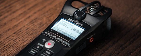 Best Free Audio Summarizer: AI Tools for MP3, Meetings & Podcasts